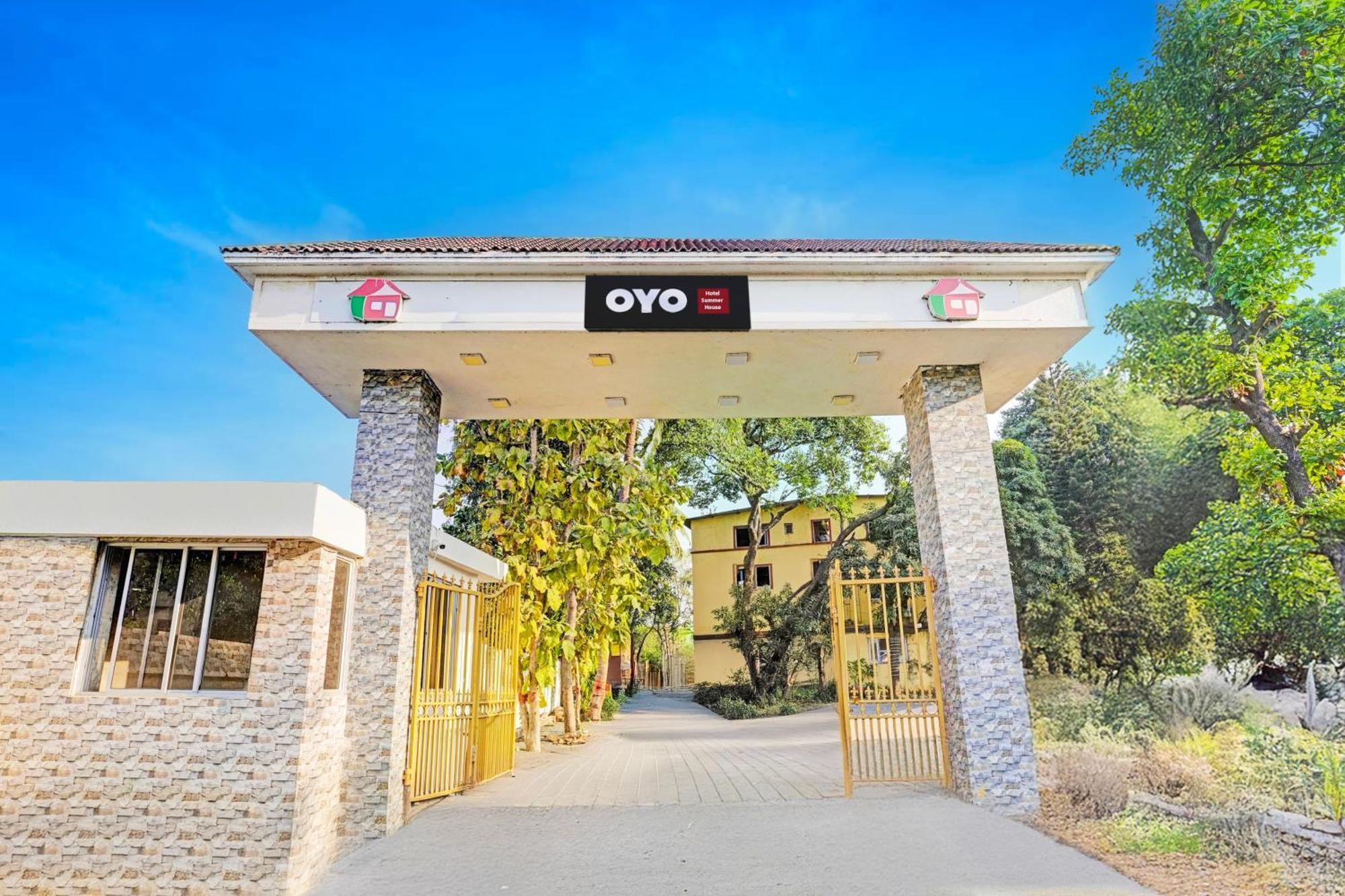Hotel O Summer House Daman Exteriér fotografie